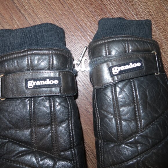 Vintage Womens Grandoe Black Leather Plush Warm Snow Mittens Gloves sz Medium M - Picture 3 of 5